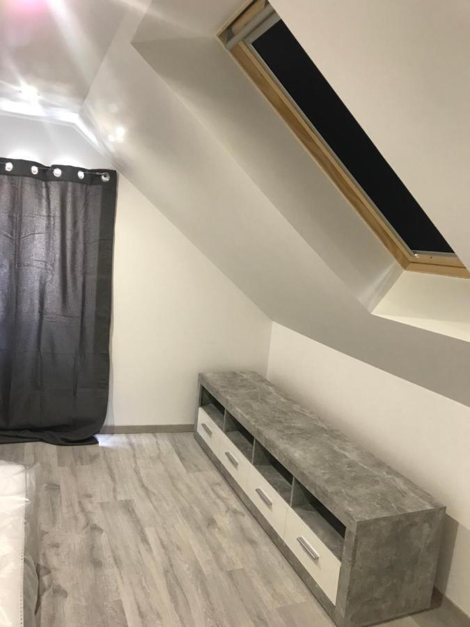 Maison Individuelle A Chanac 2 Chambres 1 Canape Lit Wifi Gratuit Eksteriør billede